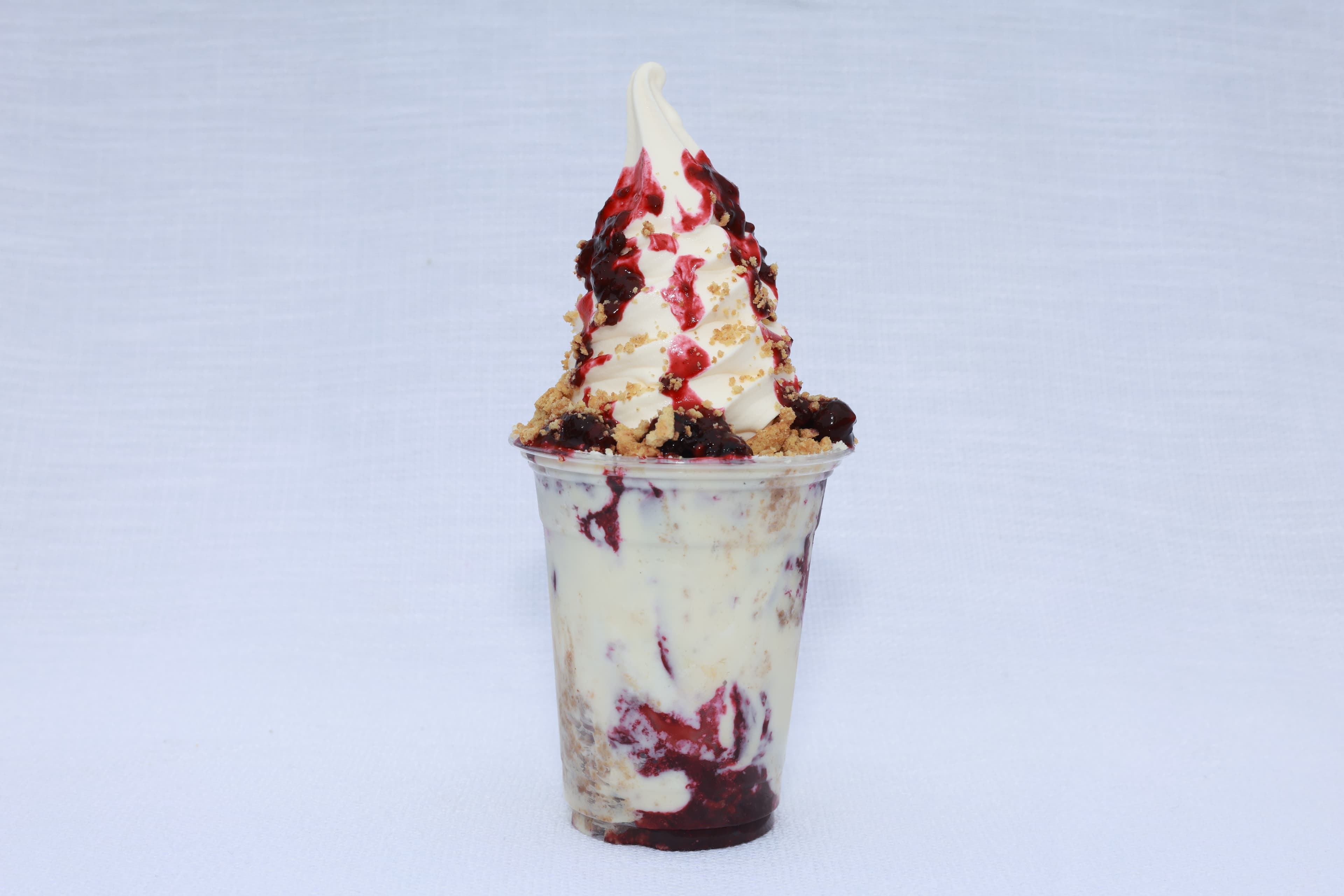 GGT signature special from Scoop Dreams — Vanilla, Berry Compote, Cheesecake, Graham Cracker
